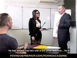 porno ACADEMIE - schoolteacher Valentina Nappi MMF 3some